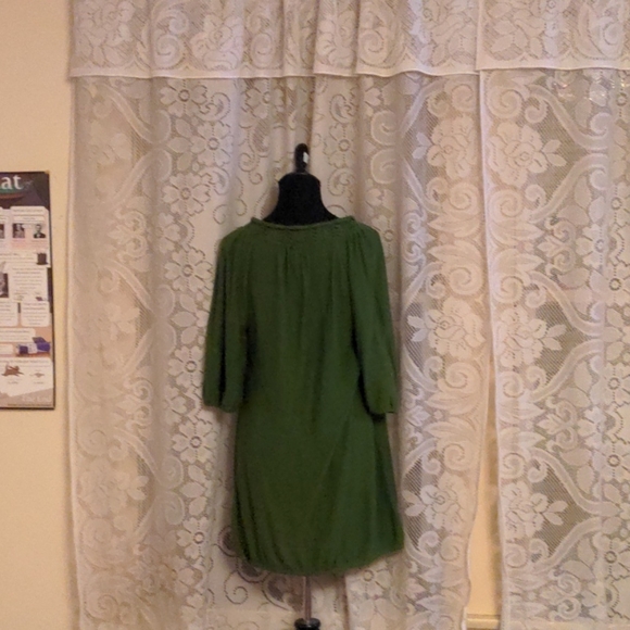 Green sweater - Picture 2 of 2